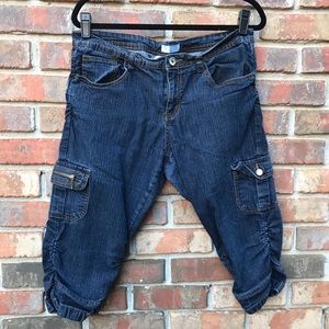 [Unbranded] Blue Dark Wash Cargo Jean Capris